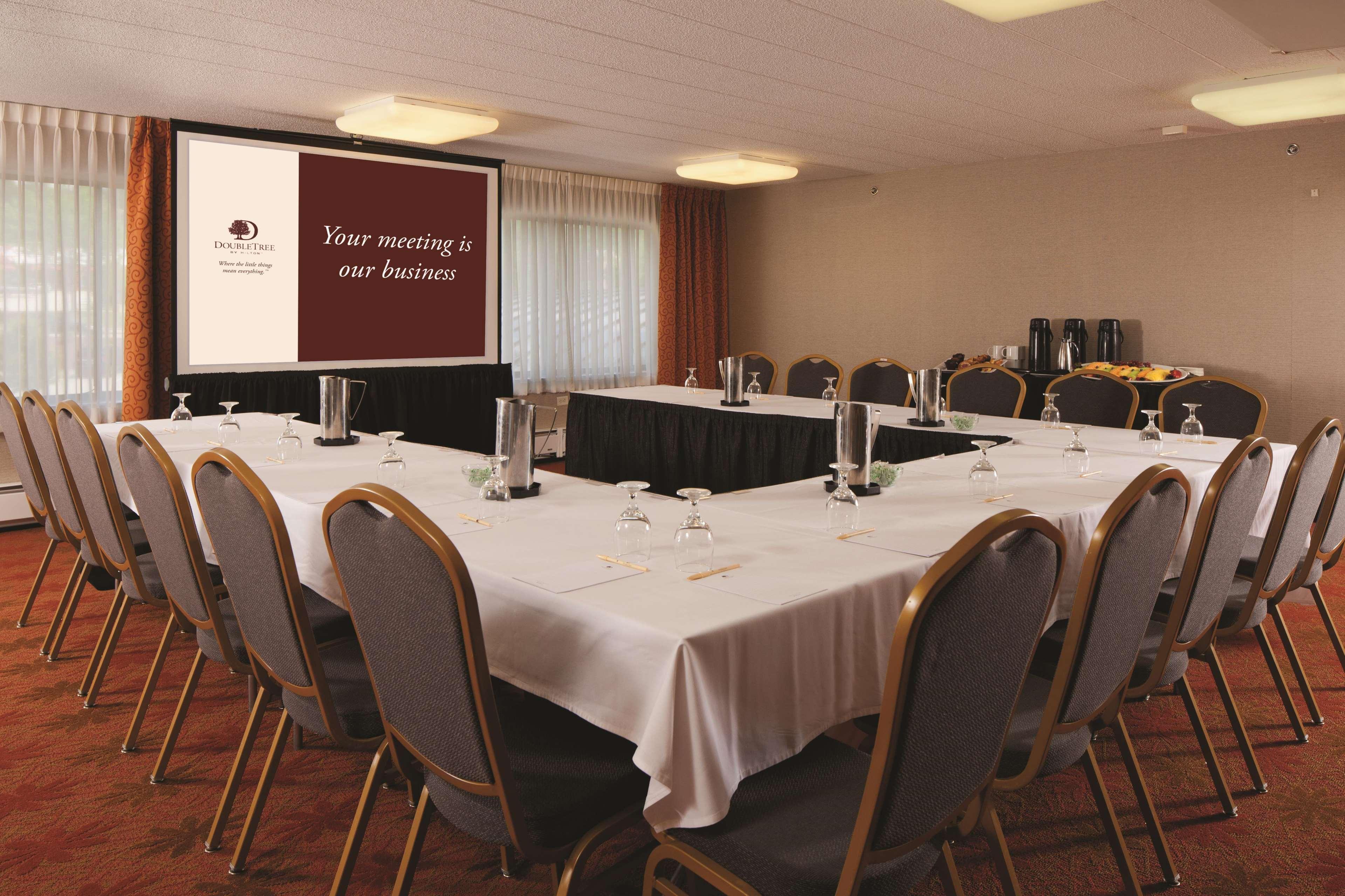 Doubletree By Hilton Pittsburgh Monroeville Convention Center Dış mekan fotoğraf