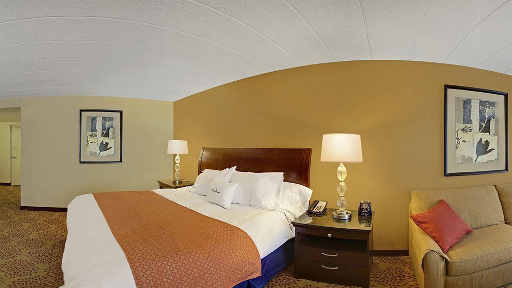 Doubletree By Hilton Pittsburgh Monroeville Convention Center Dış mekan fotoğraf