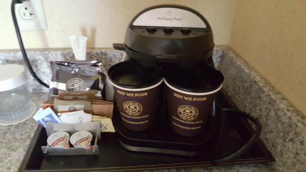 Doubletree By Hilton Pittsburgh Monroeville Convention Center Dış mekan fotoğraf